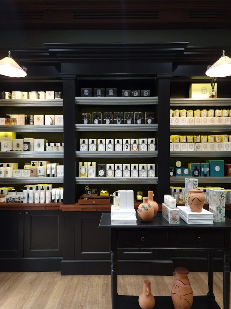 Le Boutique Caleri 1898: Dove l'Eleganza Prende Forma – Caleri1898